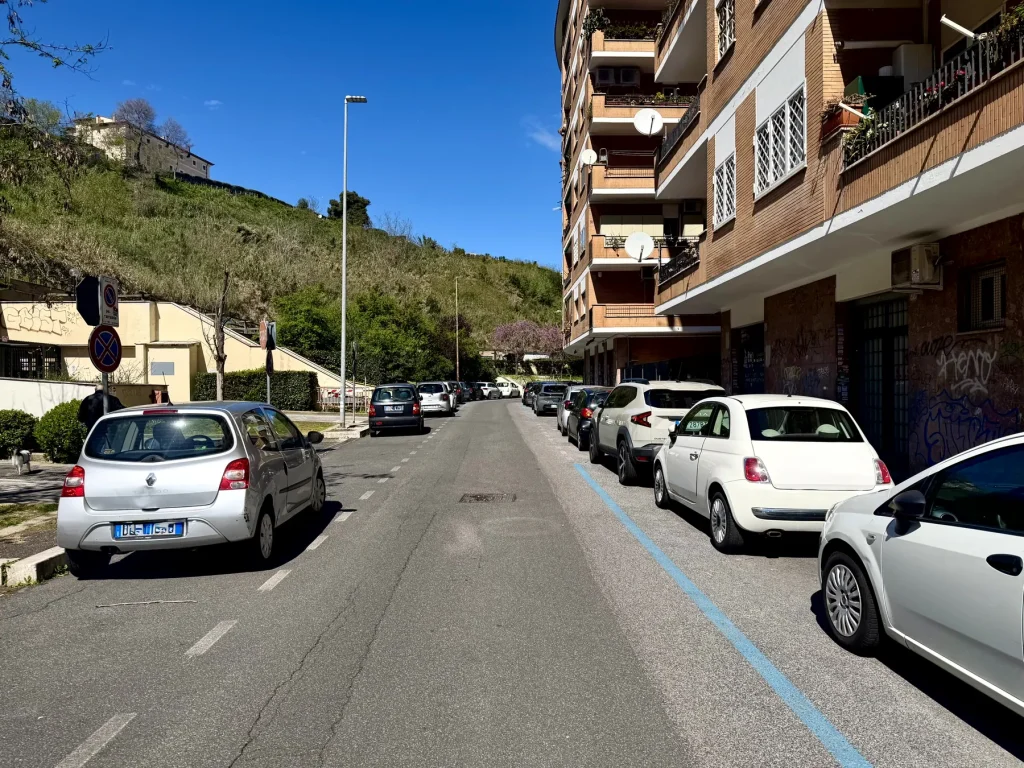 Box in garage — zona Cipro, Cipro, immagine 4 di 12