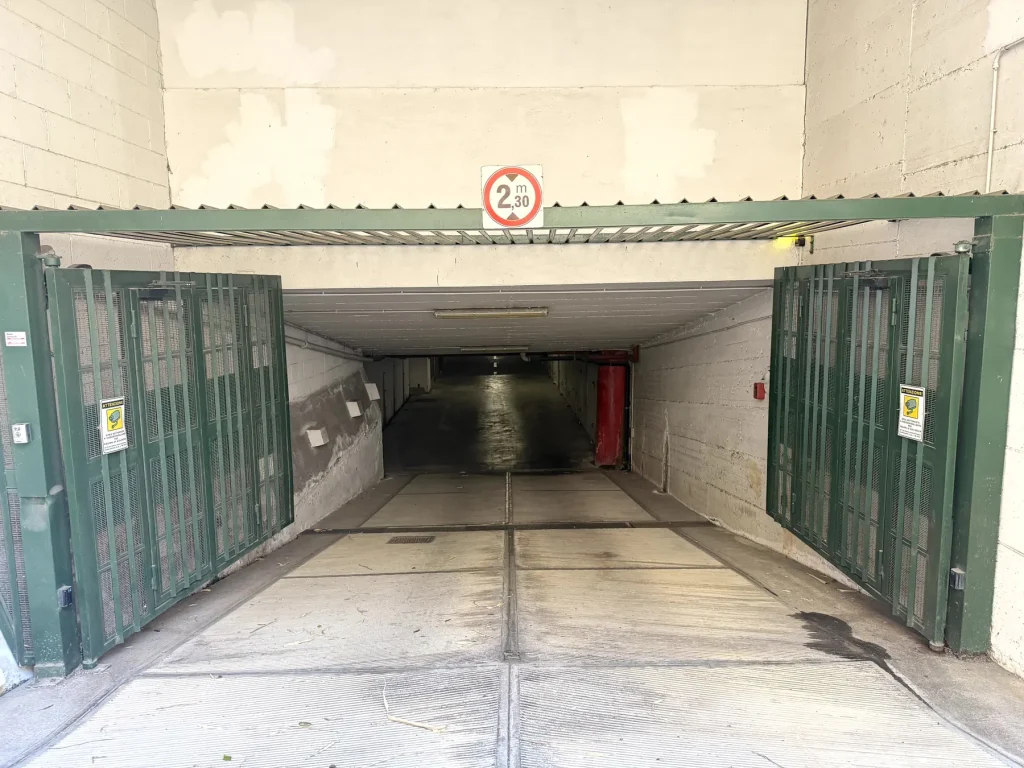 Box in garage — zona Cipro, Cipro, immagine 9 di 12