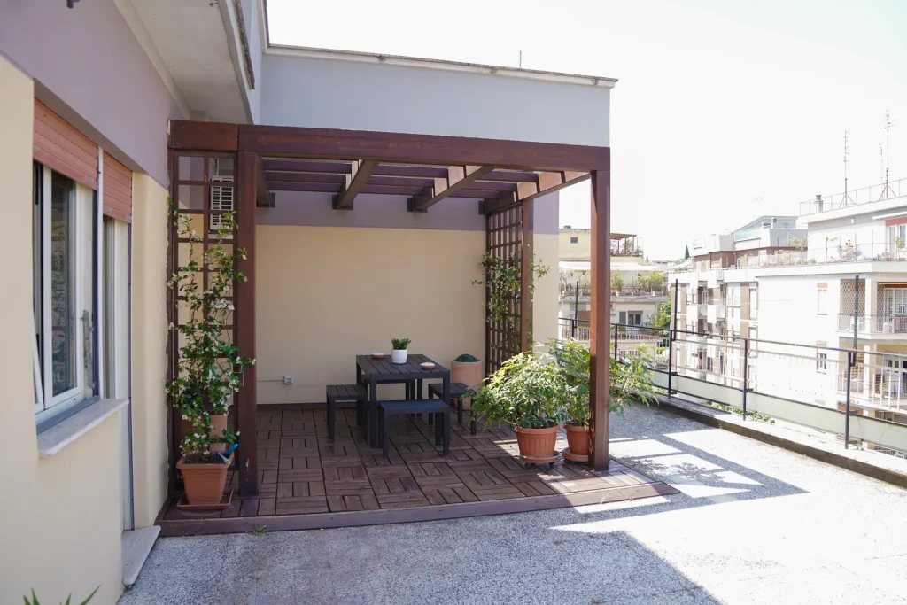 The Sun in Rome, Colli Portuensi, immagine 6 di 12