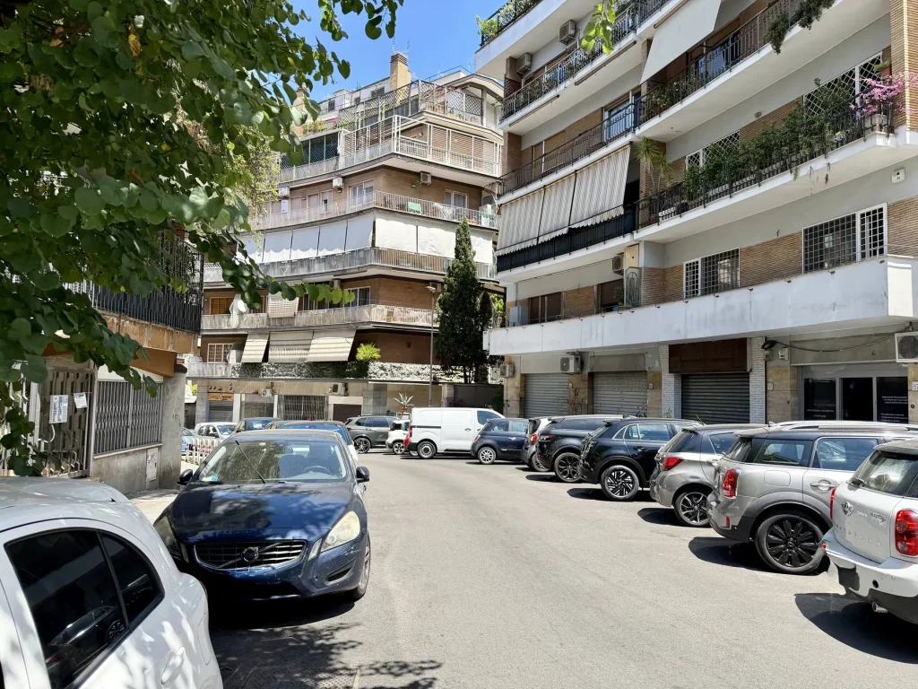 Bilocale ristrutturato al Fleming, Fleming, immagine 8 di 12
